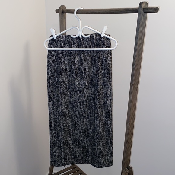 Weekenders - Picture 4 of 4